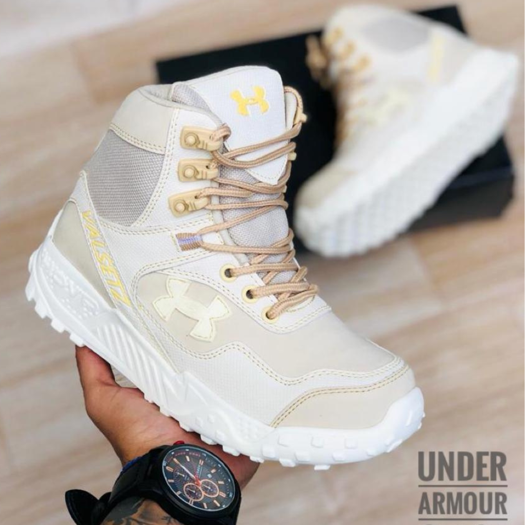 BOTA UNDER ARMOUR # 02 BEIS