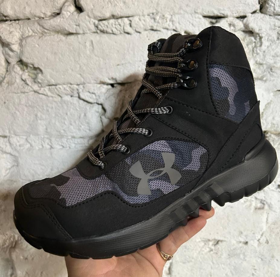 BOTA UNDER ARMOUR EVA LA # 1