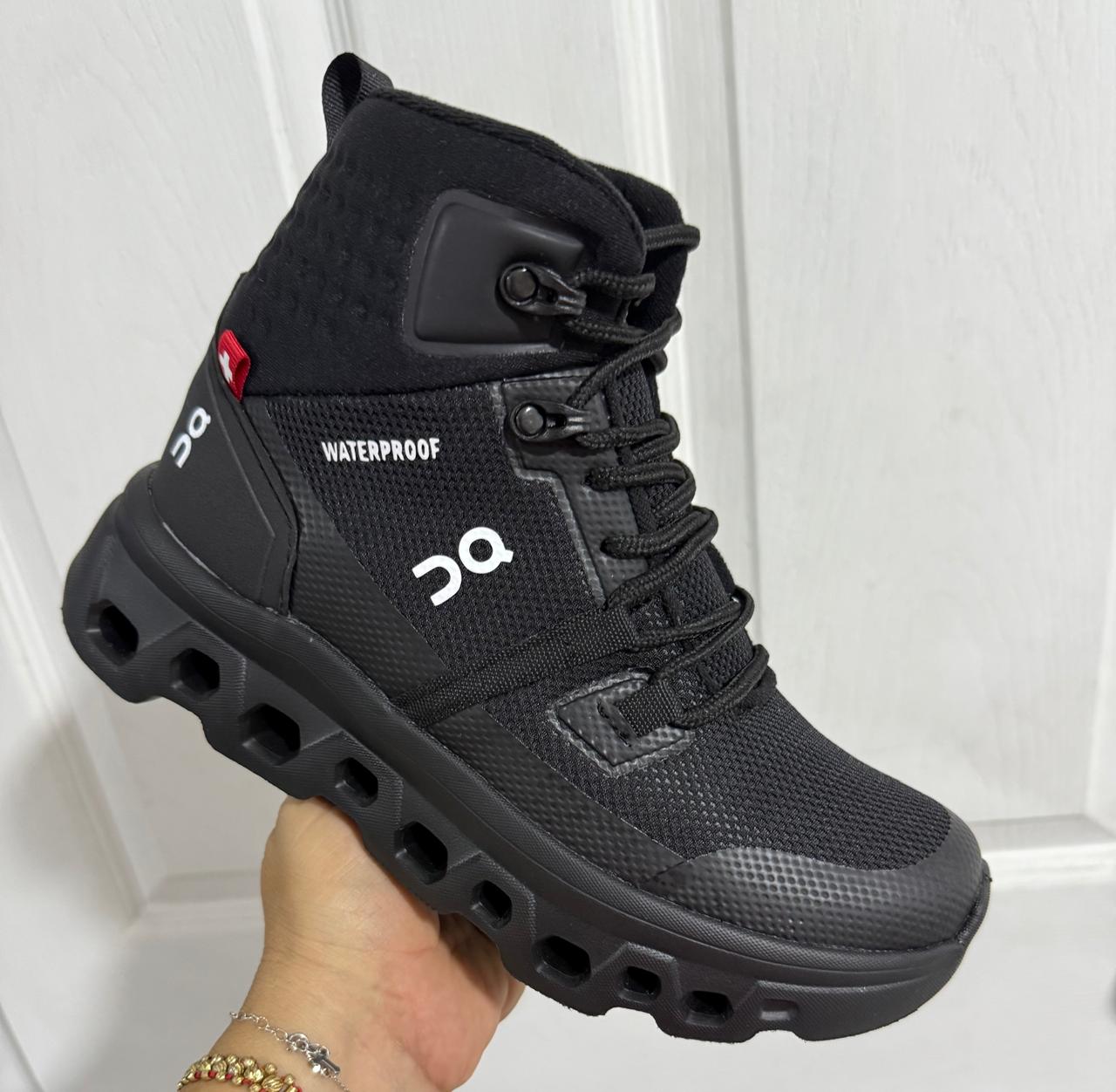 BOTA UNDER VARIADITAS LA #3