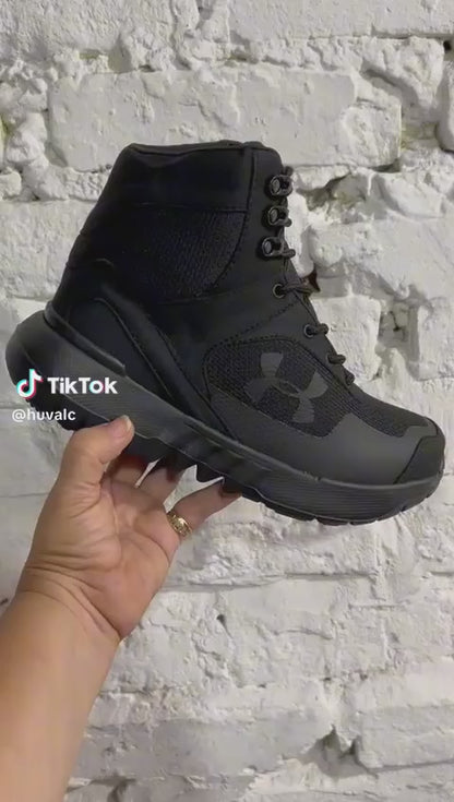 BOTA UNDER ARMOUR  EVA # 1 NEGRO